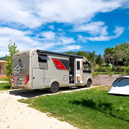 Agricampeggio Le Corniole 캠프장