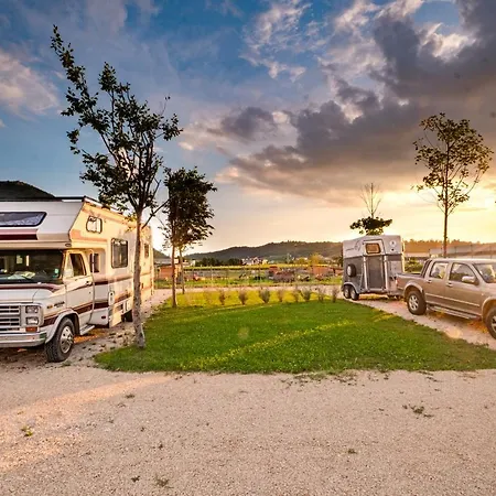 Agricampeggio Le Corniole Camping Affi