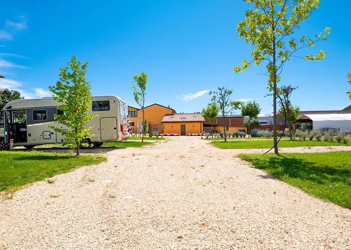 Agricampeggio Le Corniole Camping *