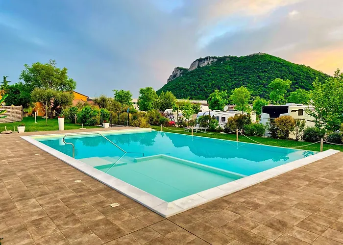 Agricampeggio Le Corniole *